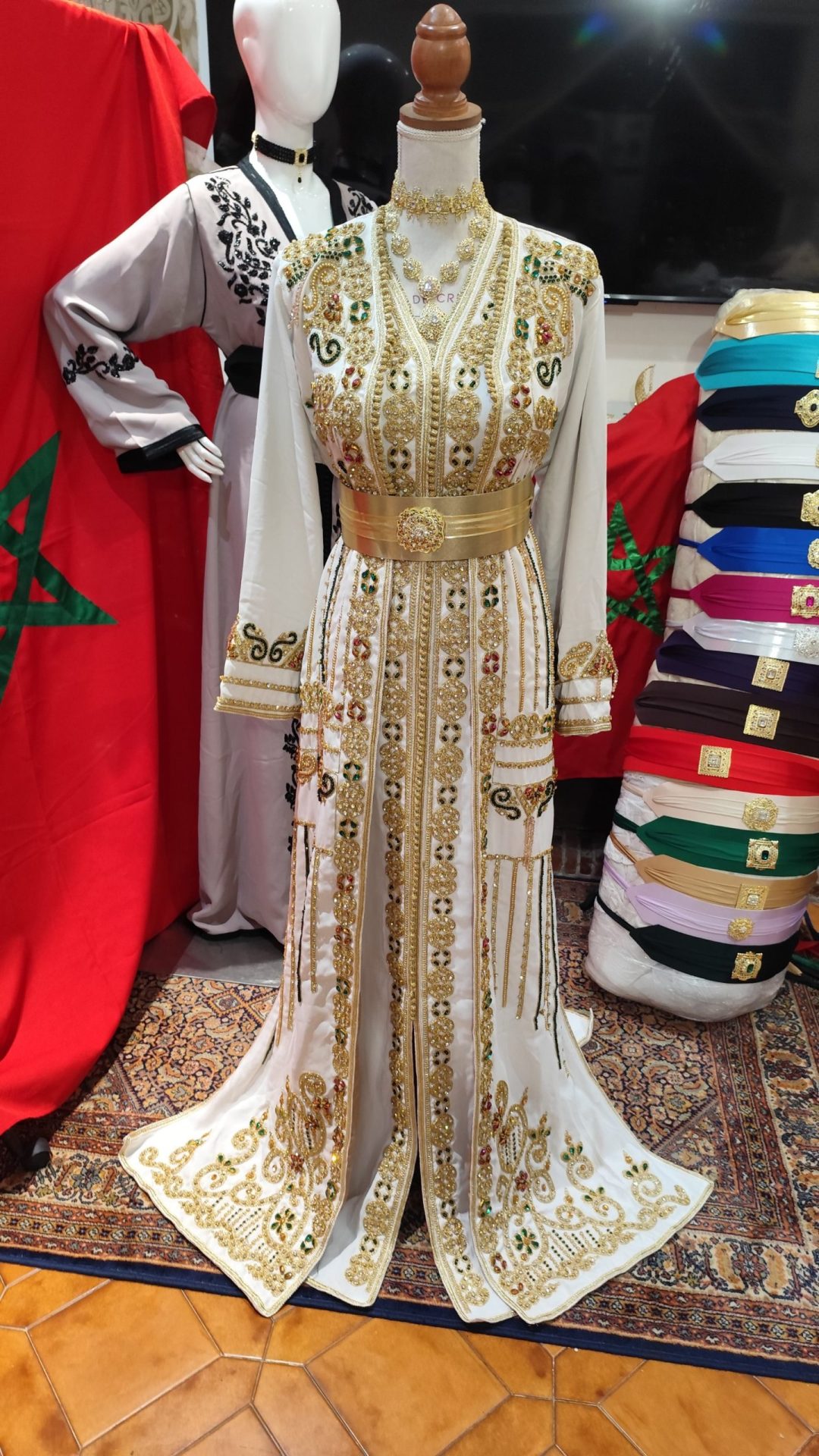 caftan marocain neuf doublé _ takchita deux pièces – Image 9