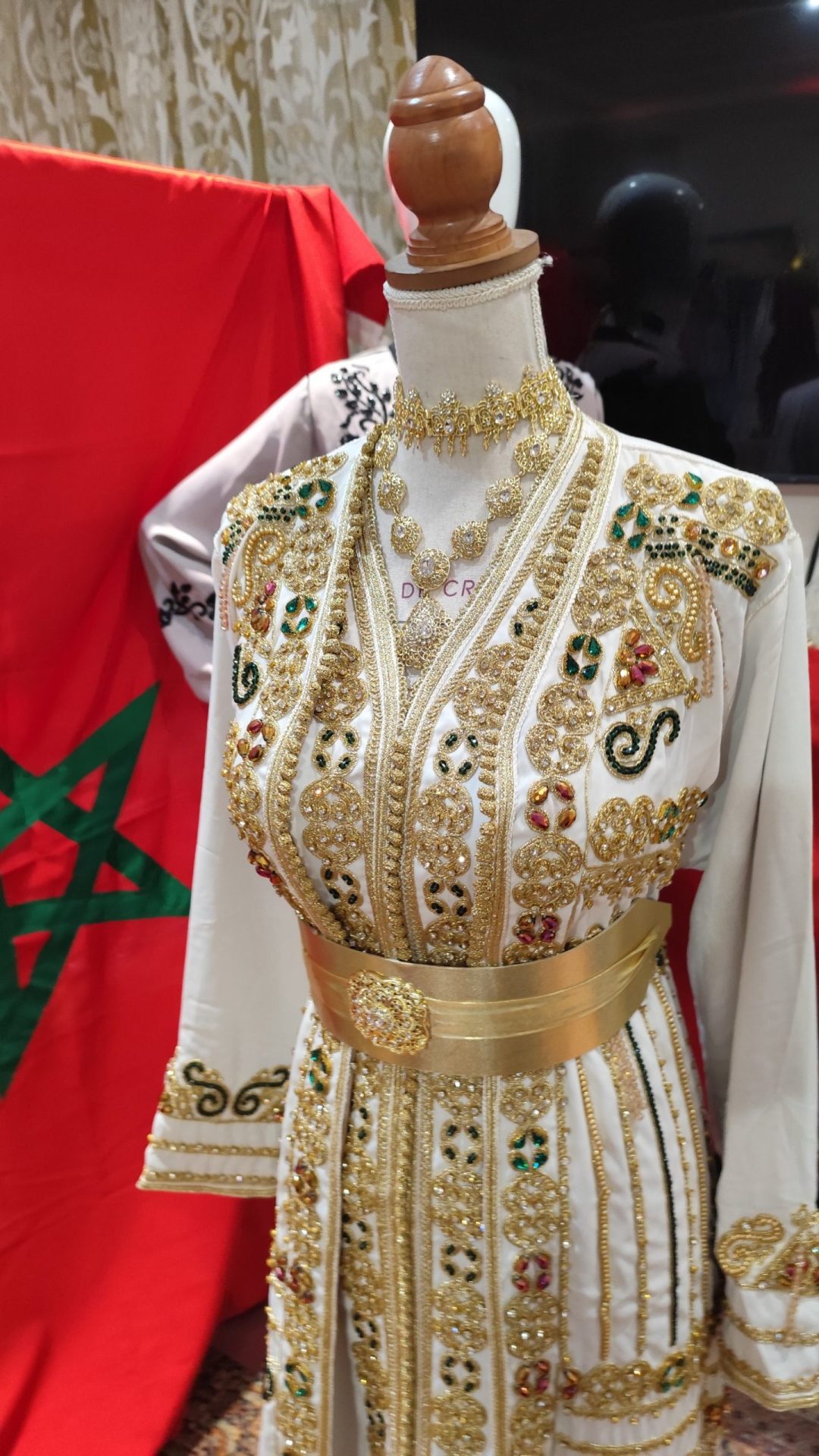 caftan marocain neuf doublé _ takchita deux pièces – Image 3
