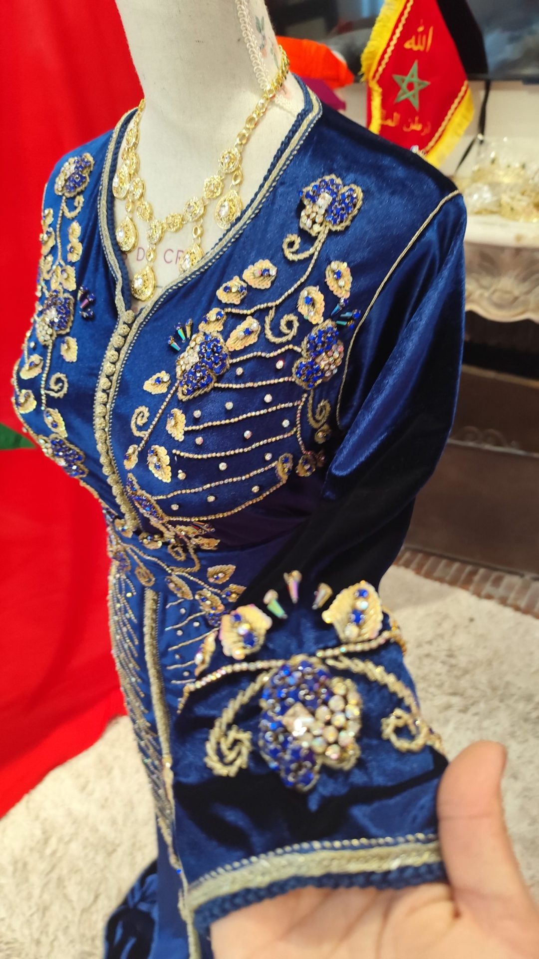 caftan marocain d occasion avec ceinture – Image 12