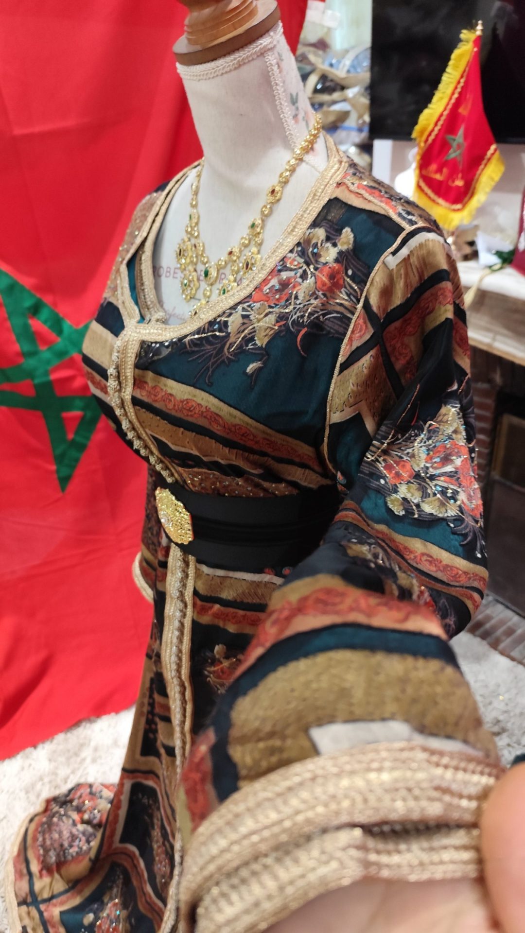 caftan marocain d occasion – Image 11