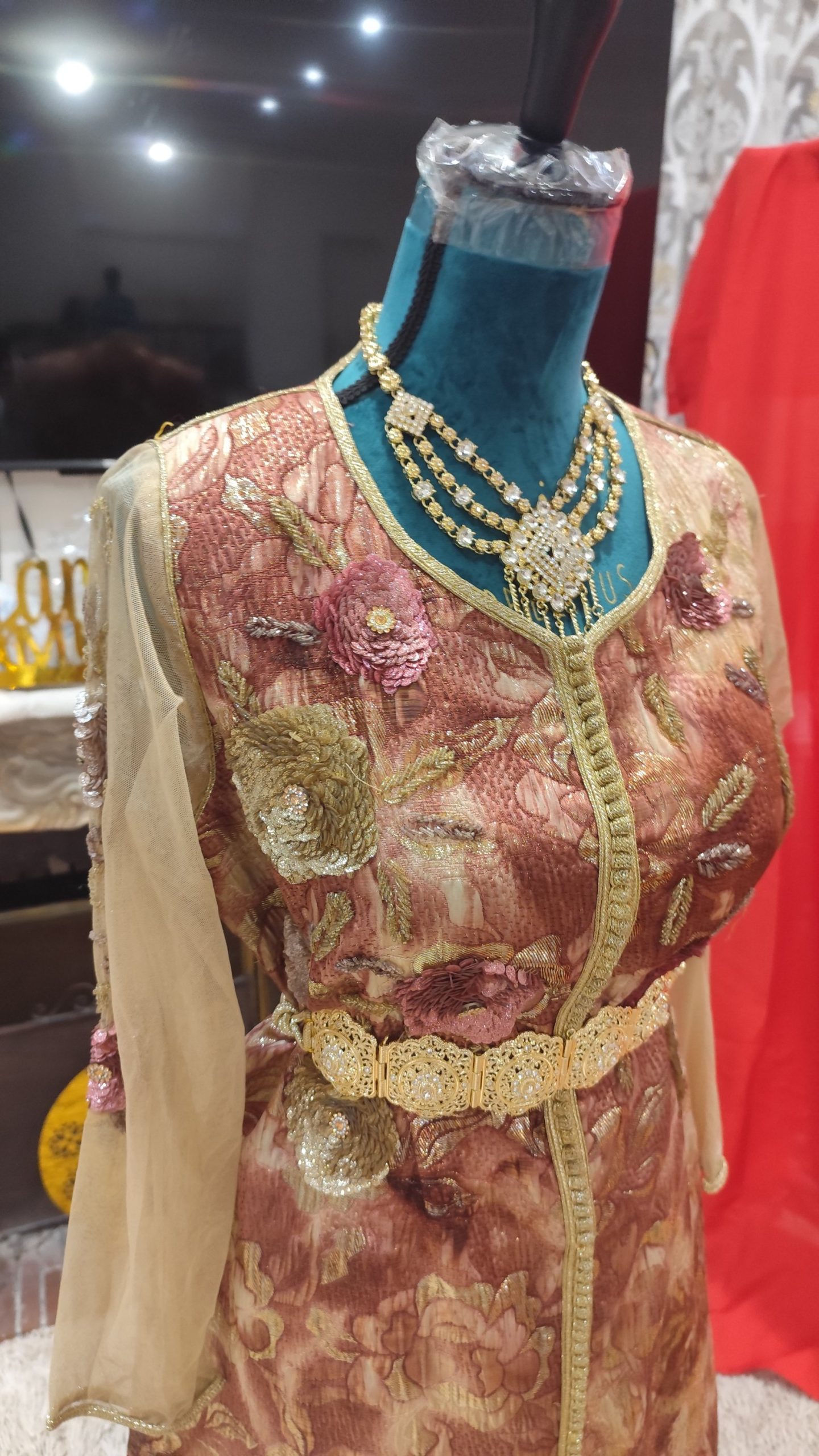 caftan marocain d occasion – Image 4