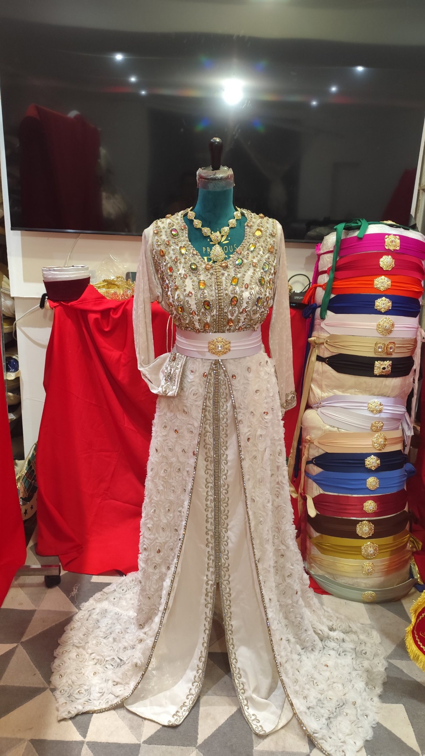caftan marocain d occasion – Image 8