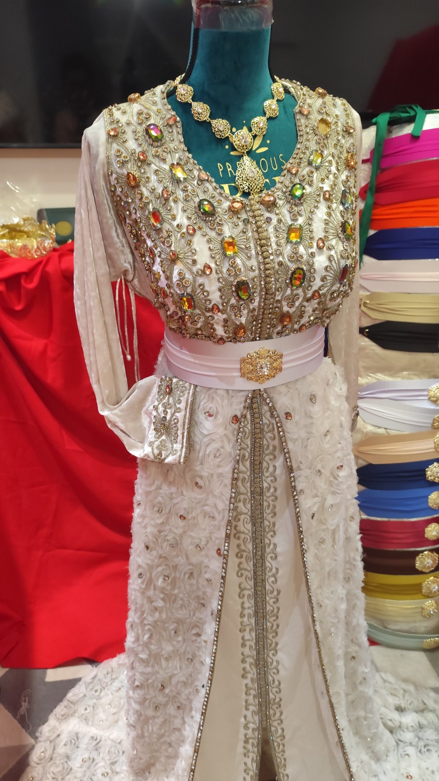 caftan marocain d occasion – Image 4