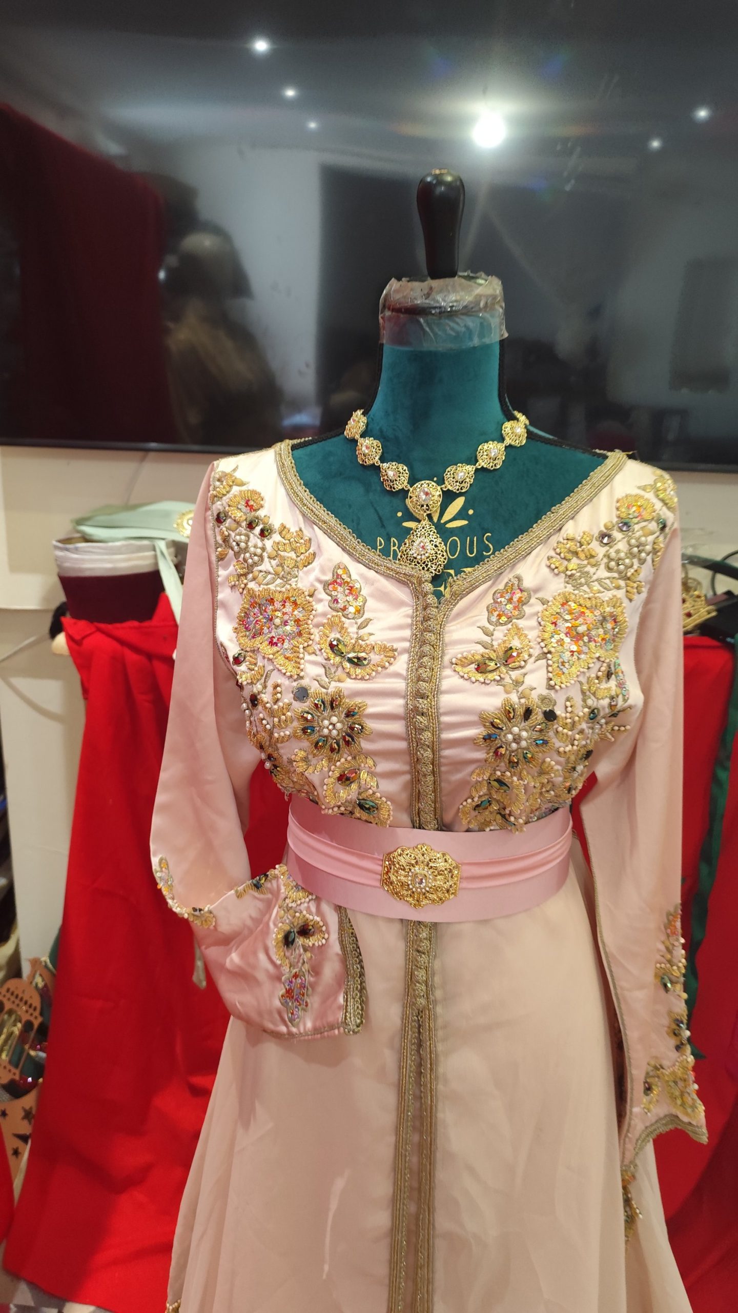 caftan marocain d occasion – Image 3