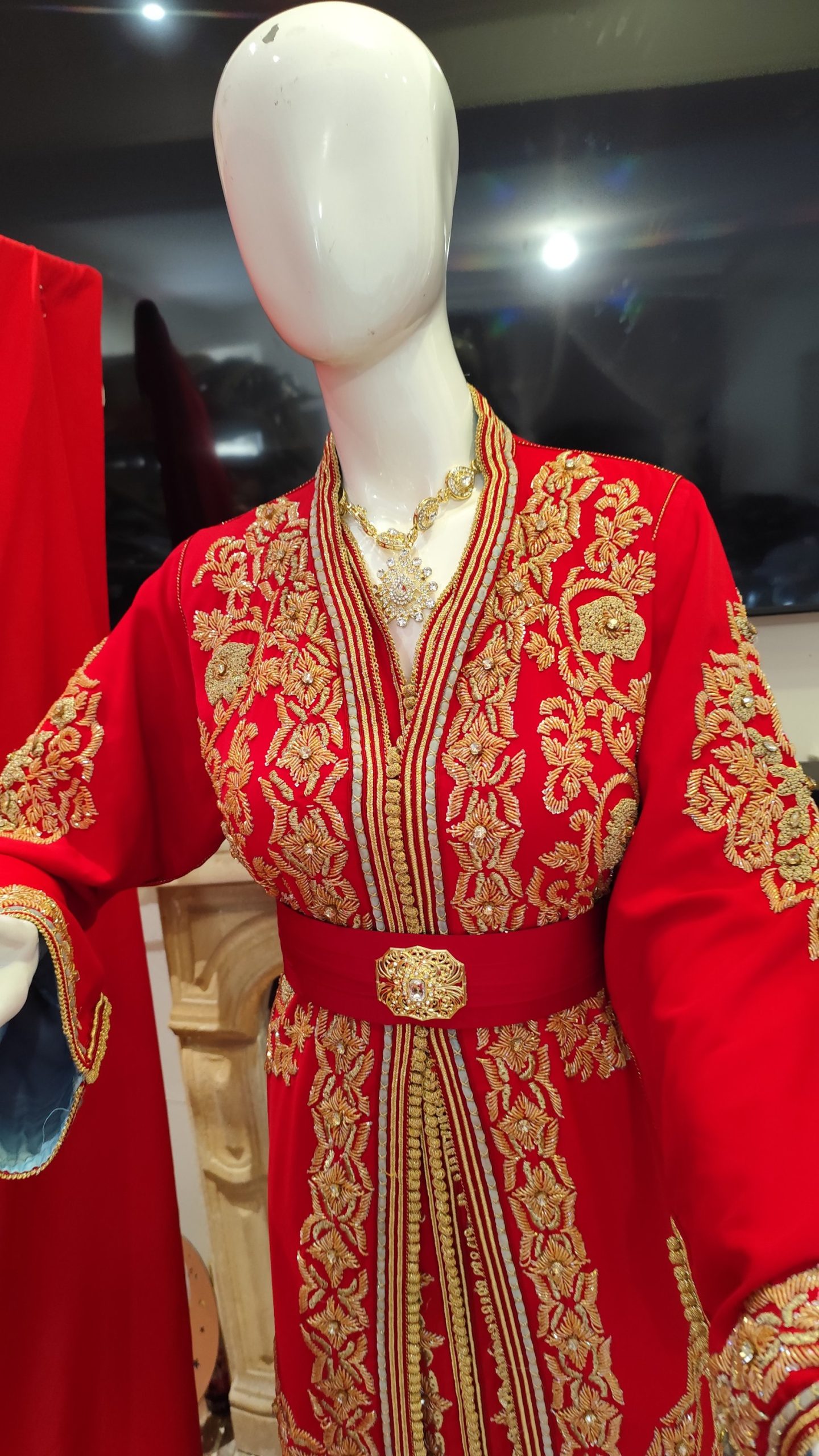 caftan marocain vip avec doublure – Image 10