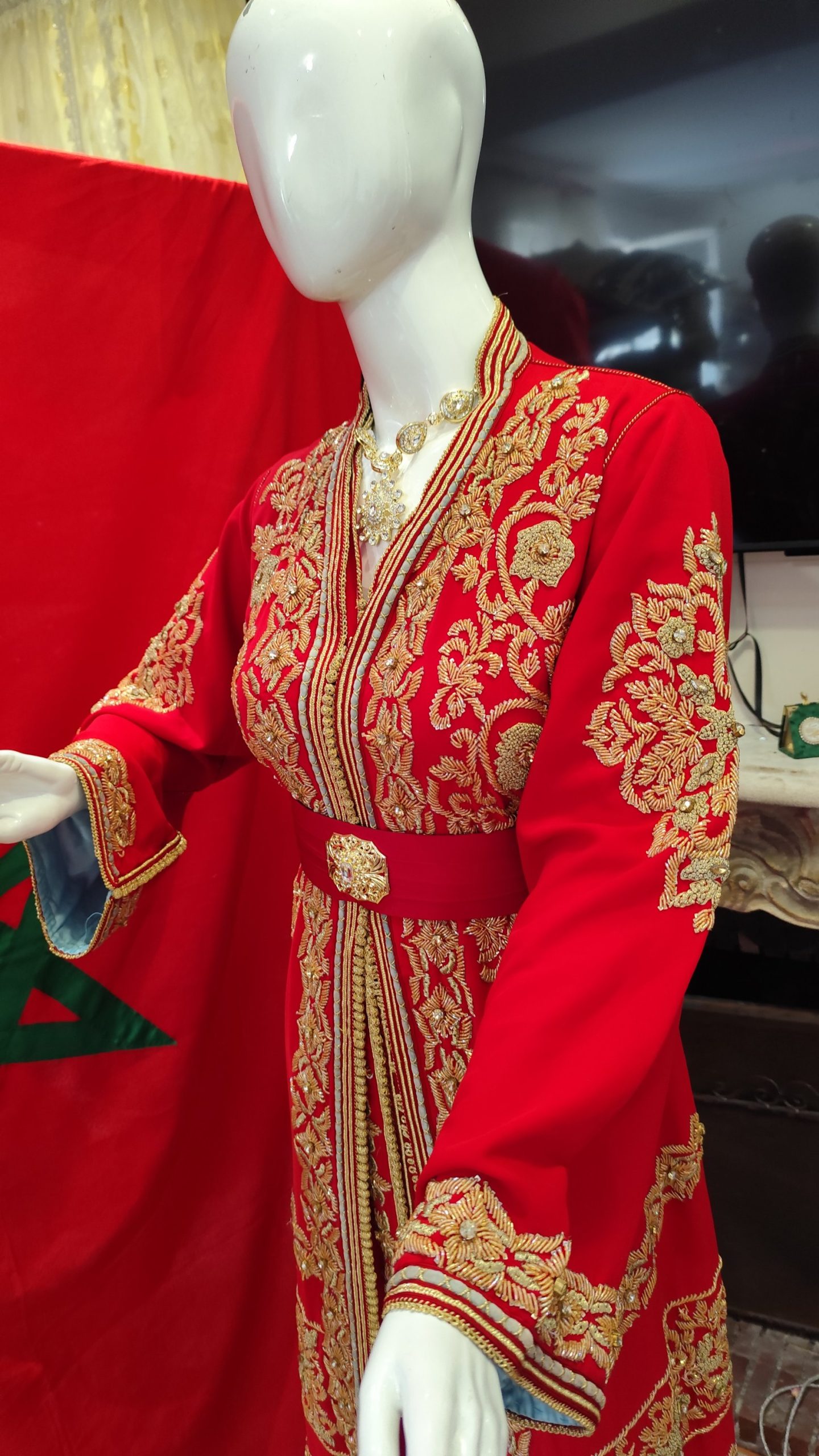caftan marocain vip avec doublure – Image 5
