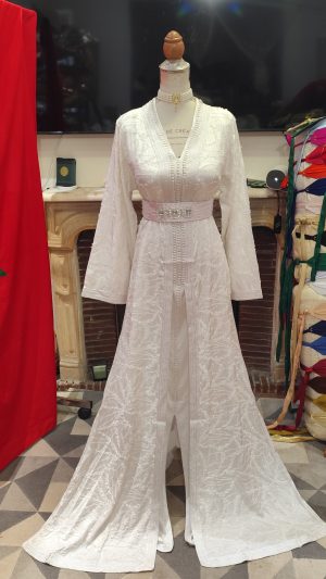 caftan marocain neuf avec ceinture